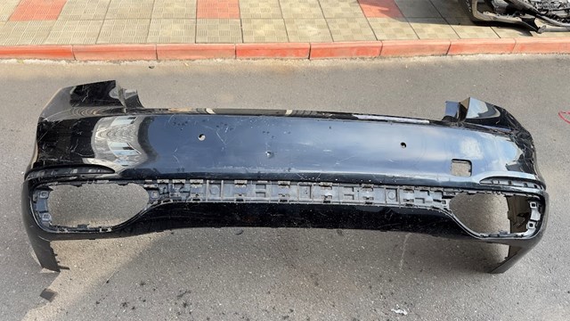 Кожух бампера заднього 51127427622 BMW