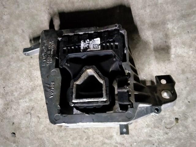 Права подушка двигуна 8743621 BMW