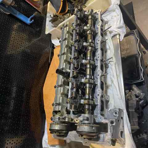 Головка блока циліндрів (ГБЦ) 11127624429 BMW