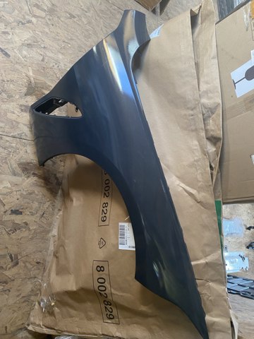 Переднє праве крило 41009491430 BMW