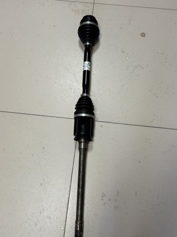 Привід правий 31608486205 BMW