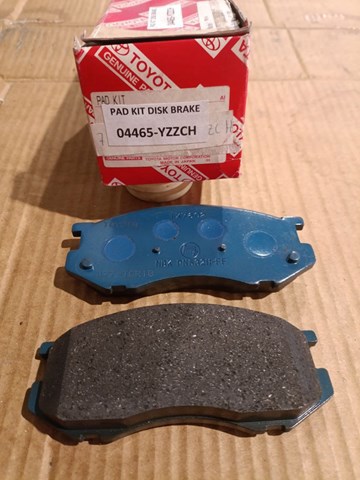 Передні гальмівні колодки 04465YZZCH TOYOTA