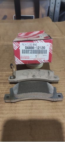 Колодки на гальмо задній дисковий 0446612120 TOYOTA