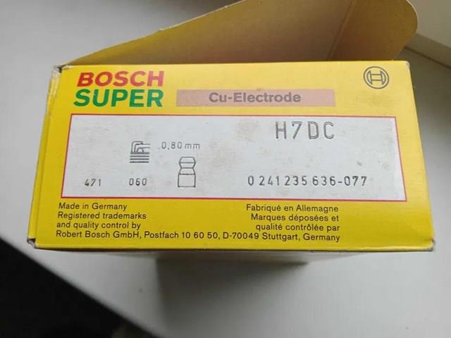 Свіча запалювання 241235636 BOSCH