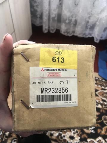 ШРУС зовнішній передній, лівий MR232856 MITSUBISHI