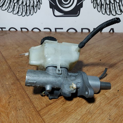 Бачок гальмівної рідини 1K1611301 VAG