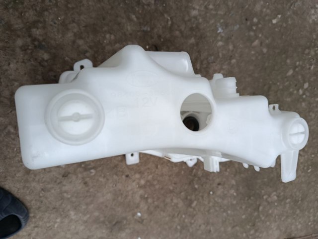 Бачок омивайки 984113E001 HYUNDAI