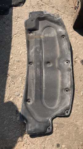 Шумоізоляція капота Renault SANDERO II STEPWAY