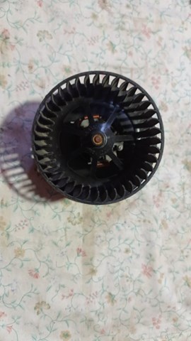 Мотор вентилятора печки (отопителя салона) задний 7M0819167 
