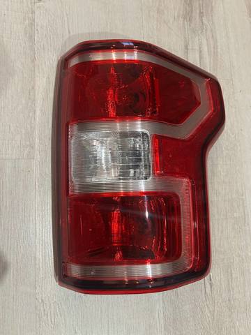 Задні ліхтарі JL3Z13404H FORD