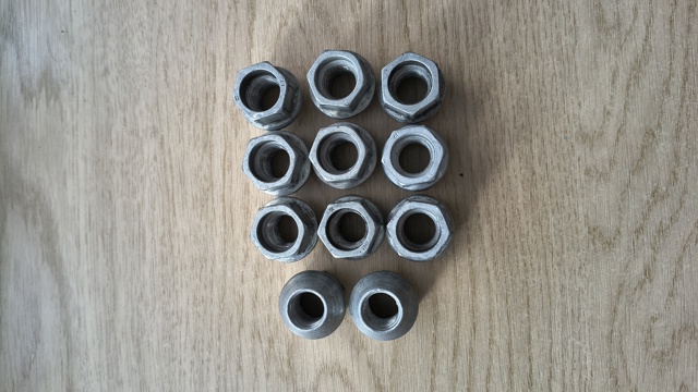 Гайка колісна 102700200B TESLA