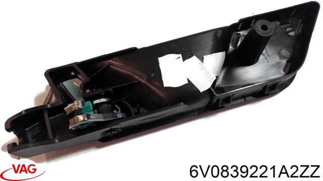 Ручка задньої двері внутрішня ліва 6V0839221A2ZZ VAG