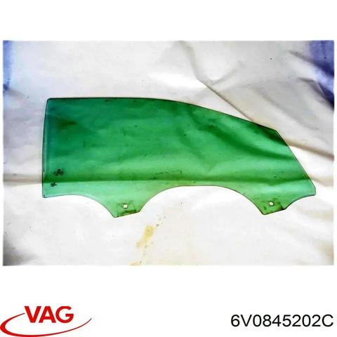 Скло пасажирських дверей 6V0845202C VAG
