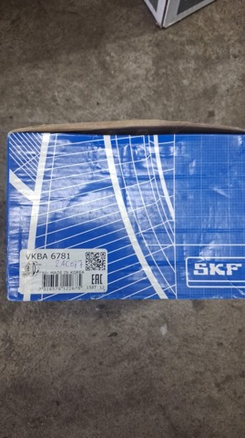 Маточина колеса передня VKBA6781 SKF