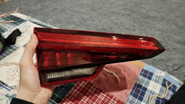 Ліхтар задній лівий, внутрішній 8W5945093A VAG