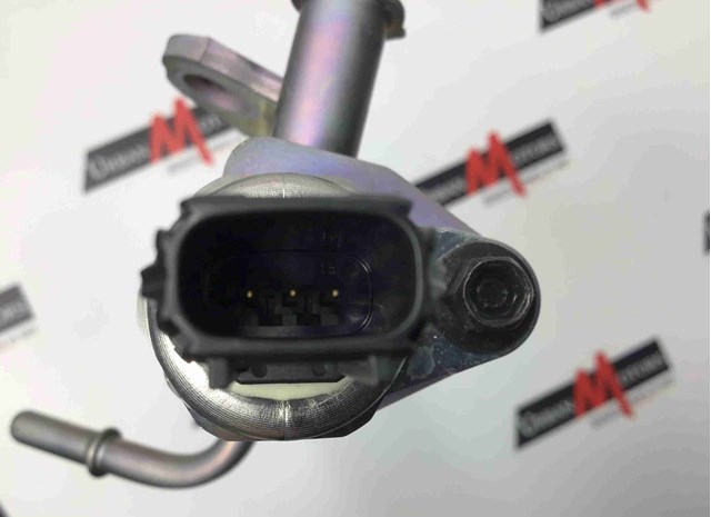 Паливна рампа 2381424020 TOYOTA