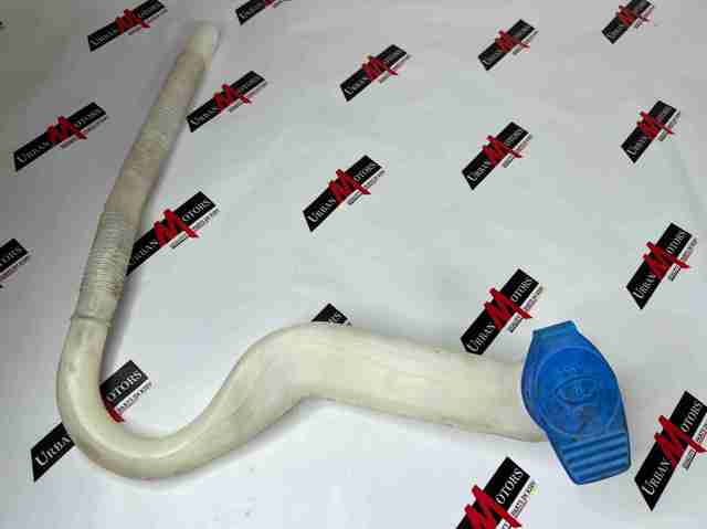 Горловина бачка омивача 4L0955463A VAG