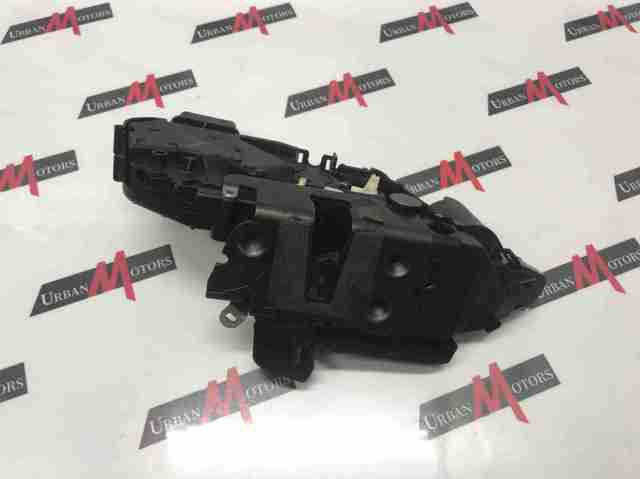 Замок задніх дверей, правих 6W8A21812GD LAND ROVER