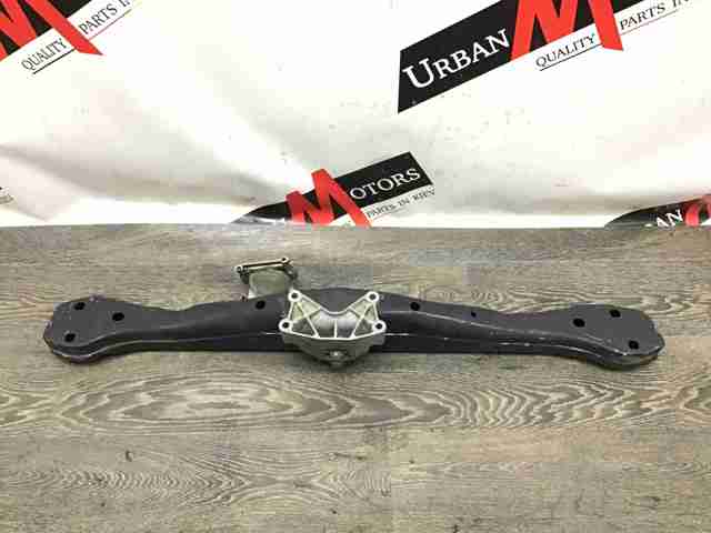 Кріплення коробки передач 7L0399225C VAG