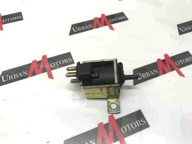 Клапан перемикання системи подачі повітря A0015408697 MERCEDES