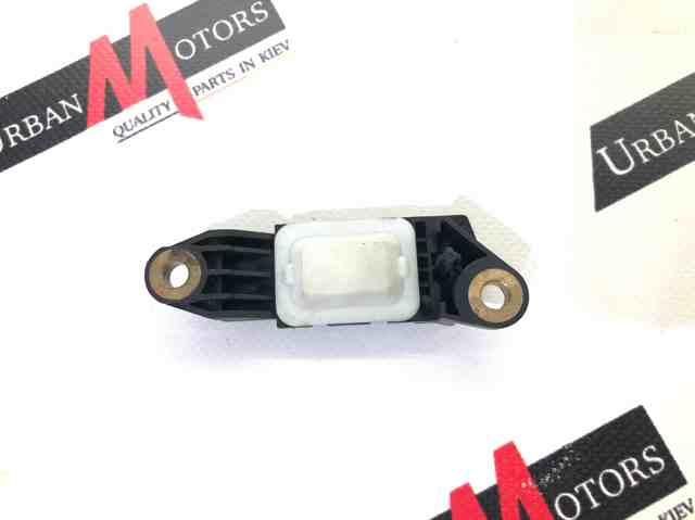 Датчик Ейрбег передній A0018209126 MERCEDES