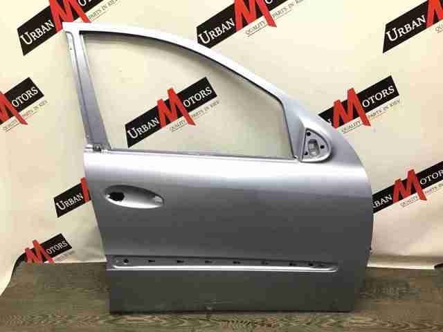 Пасажирські передні двері A1647200205 MERCEDES