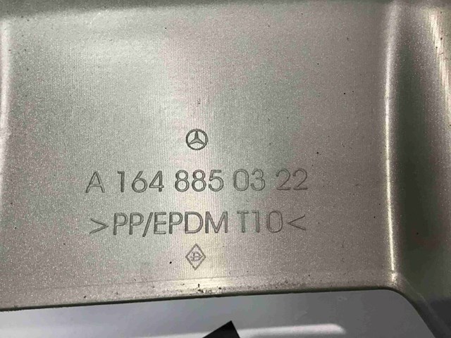Захист заднього бампера A1648850322 MERCEDES