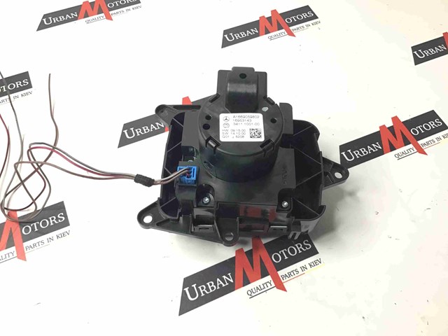 Блок кнопок центральної консолі A1669059802 MERCEDES