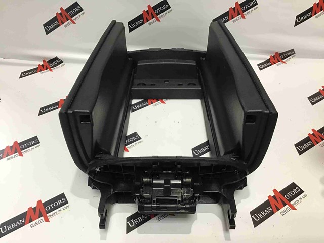 Кришка підлокітника A16768092009H15 MERCEDES