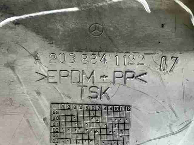 Підкрилок переднього крила, лівий задній A2038841122 MERCEDES