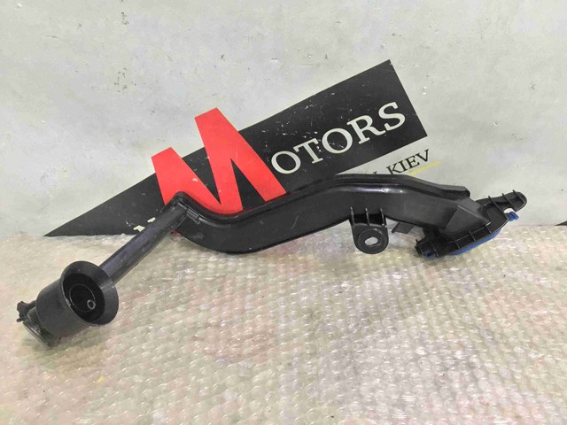 Горловина бачка омивача A2058600164 MERCEDES