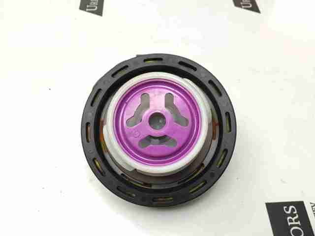 Пробка бензобака AH229030BB LAND ROVER