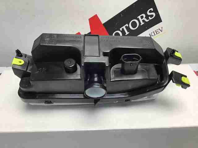 Протитуманка права CK5215200AB LAND ROVER