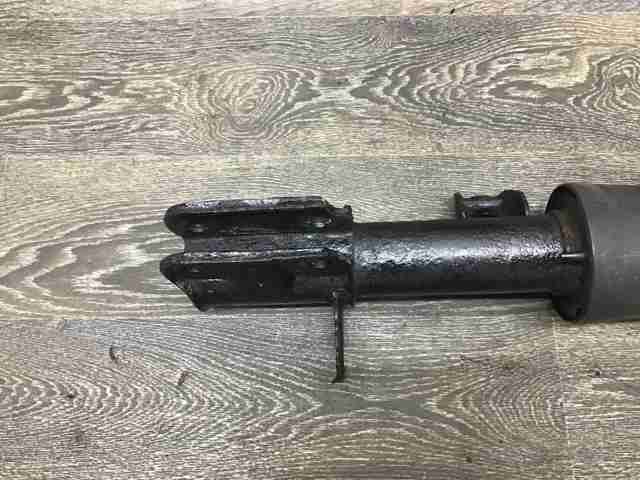 Стійка передня, ліва LR012885 LAND ROVER
