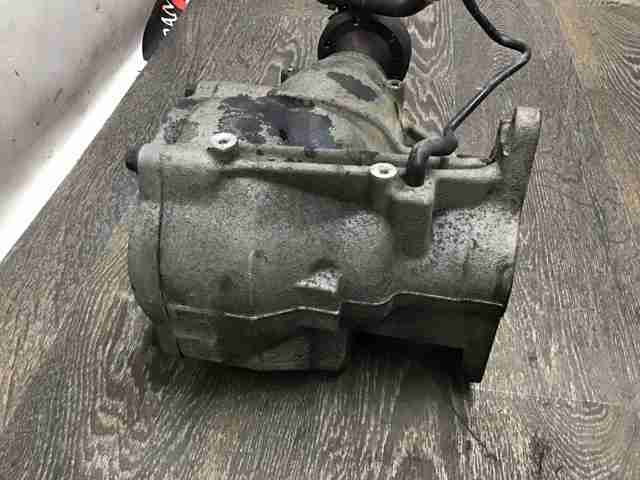 Роздавальна коробка 7G9N7L486AD LAND ROVER