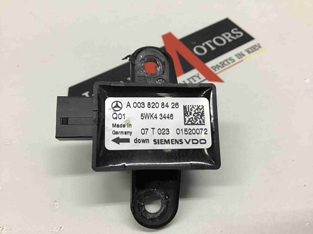 Датчик Айрбег передній A0038208426 MERCEDES