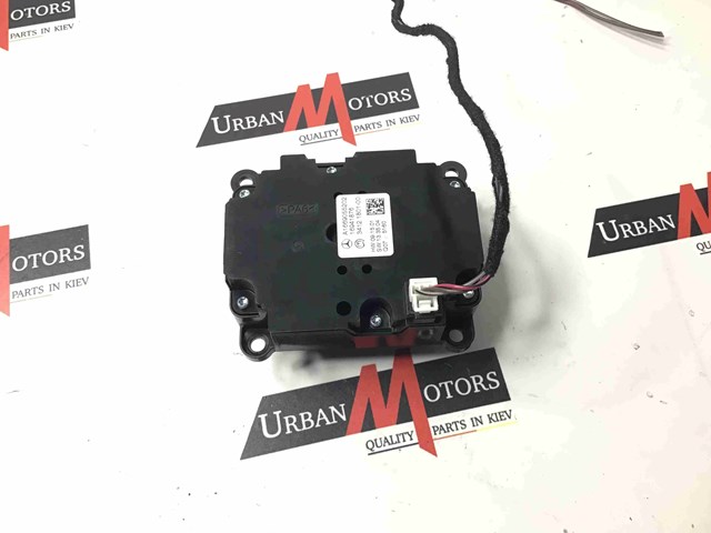 Блок кнопок центральної консолі A1669055202 MERCEDES