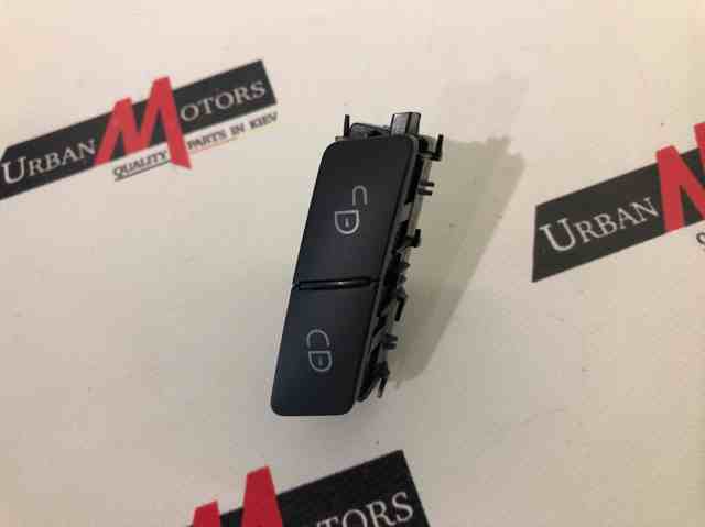 Прилади управління блокуванням замків A2048706410 MERCEDES