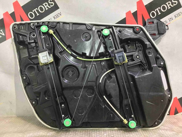 Склопідйомник передньої правої двері A2057205023 MERCEDES