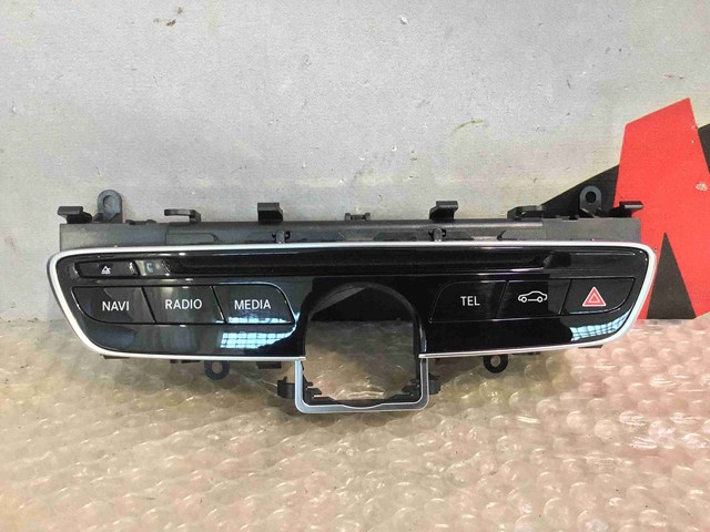 Блок кнопок центральної консолі A2059053901 MERCEDES