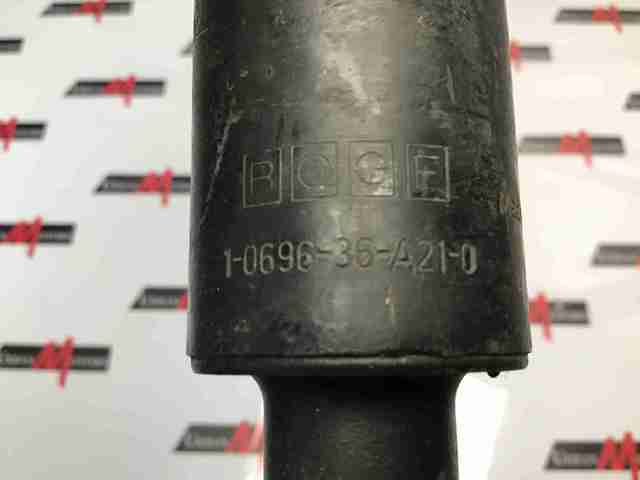 Стійка передня A2103234600 MERCEDES