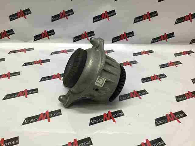 Подушка (опора) двигуна, ліва A2132400500 MERCEDES