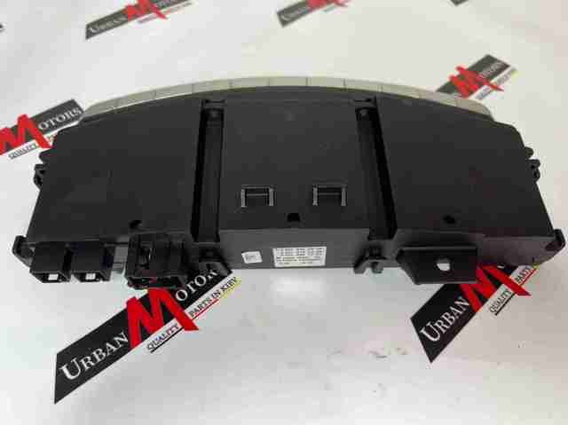 Блок кнопок центральної консолі A2218704858 MERCEDES