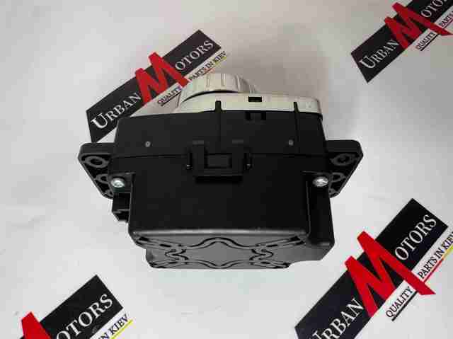 Блок кнопок центральної консолі A2469009802 MERCEDES