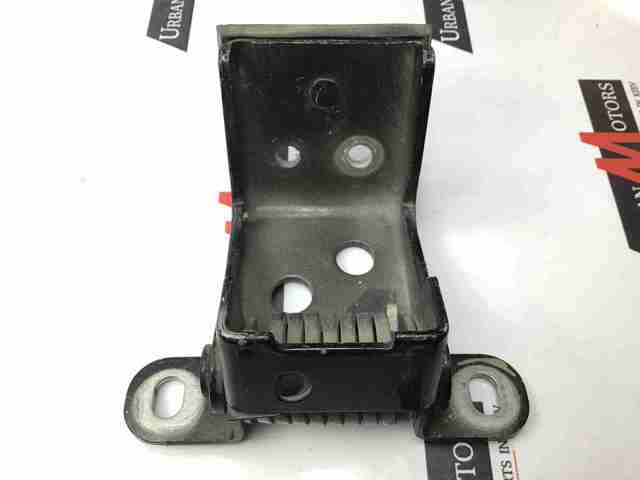 Замок п'ятих дверей BMB760080 LAND ROVER