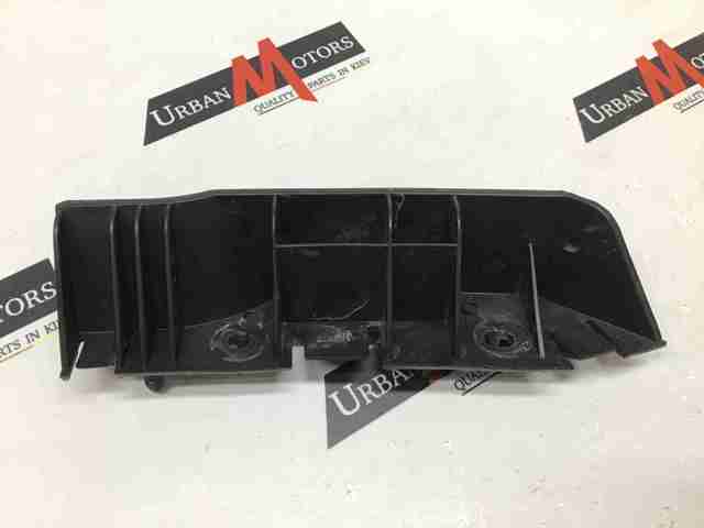 Праве кріплення переднього бампера CK5216A142AA LAND ROVER