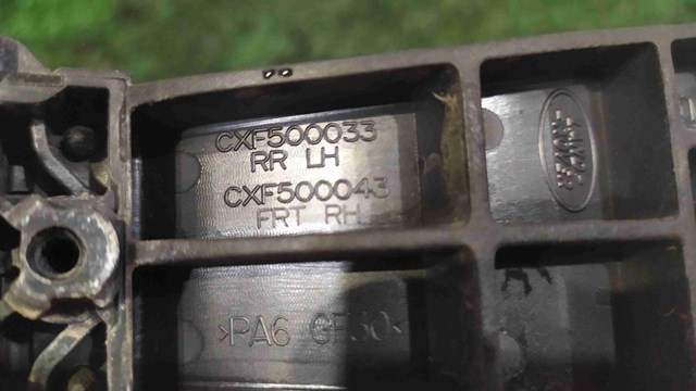 Тримач зовнішньої ручки дверей, передньої правої CXF500043 LAND ROVER