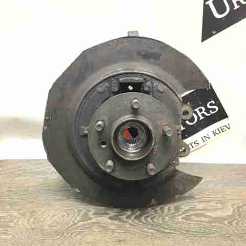 Цапфа поворотного кулака LR012741 LAND ROVER
