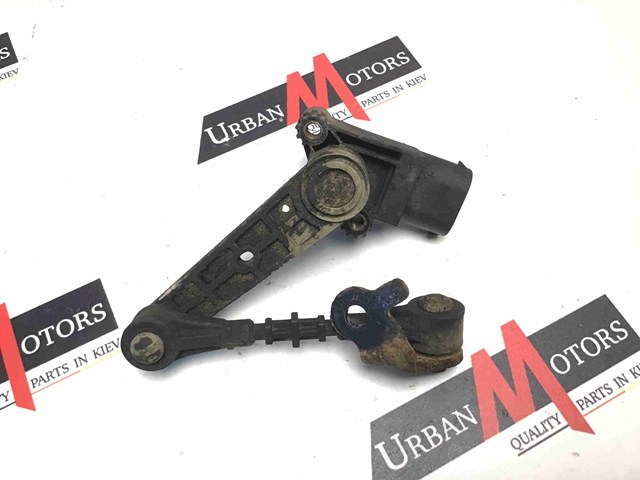 Регулятор положення кузова передньої підвіски LR014586 LAND ROVER