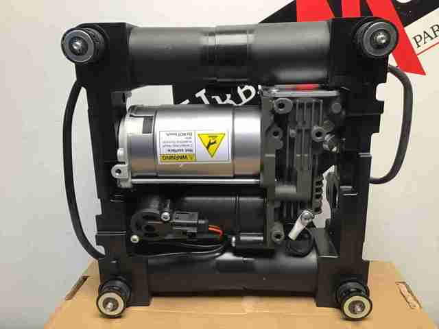 Компресор пневмопідкачкою (амортизаторів) LR015089 LAND ROVER